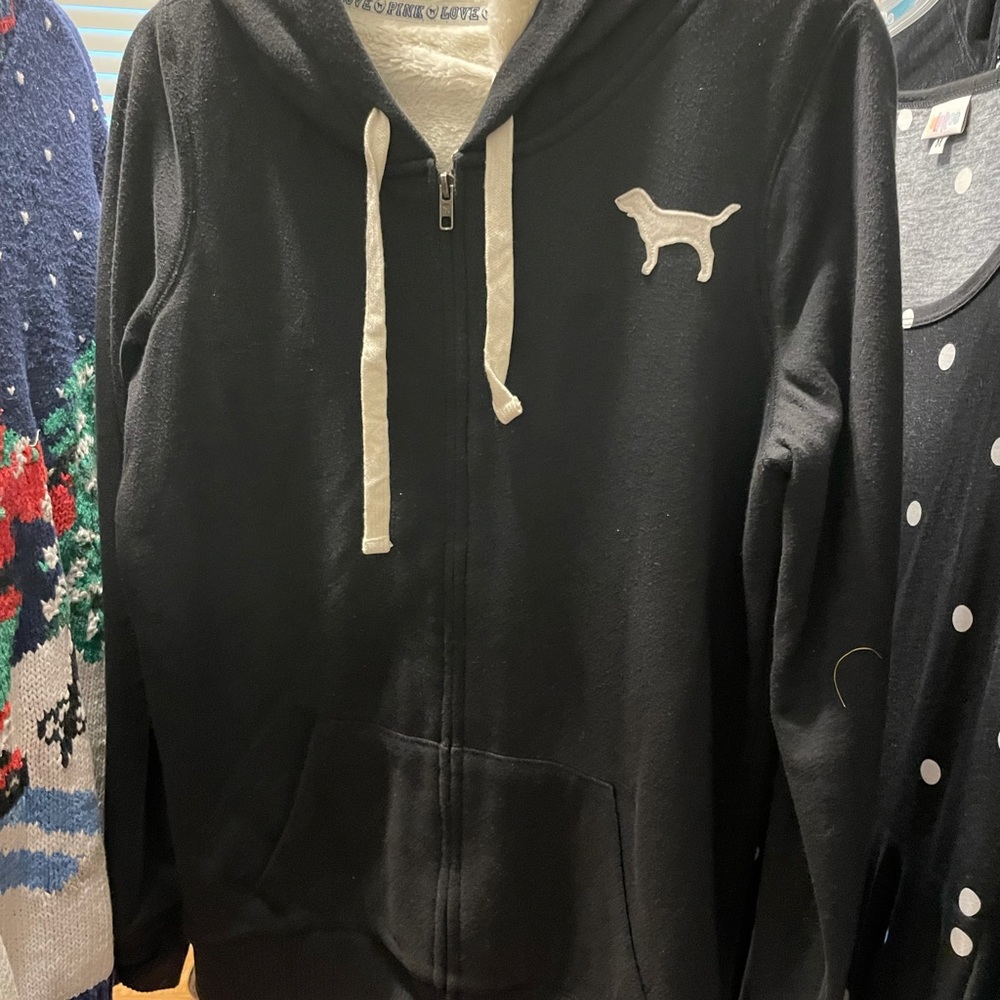 Vs pink sweater in black and white , Sherpa lined